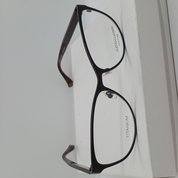 NWT WOMEN\'S JUDITH LEIBER EYEGLASS FRAMES WOOD